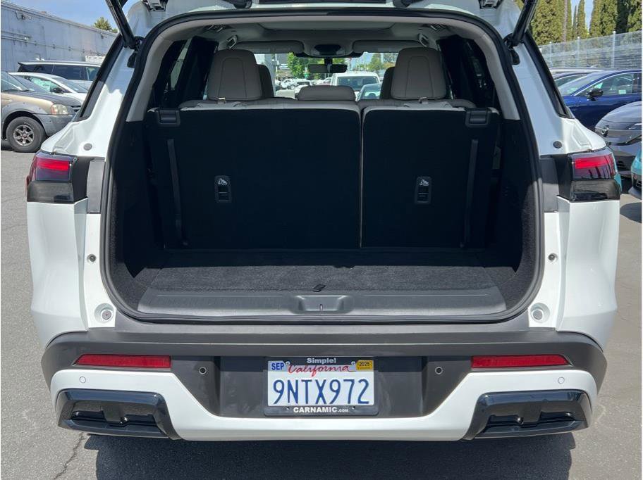 Used 2025 INFINITI QX60 Pure FWD image 5