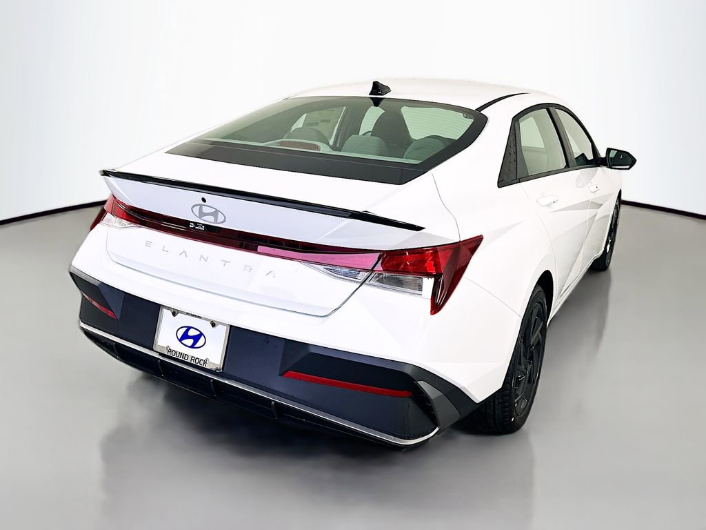 New 2026 Hyundai Elantra Sport image 5