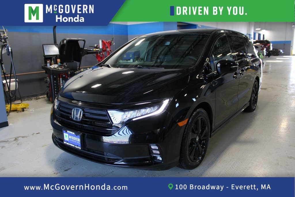 Used 2023 Honda Odyssey Sport image 1