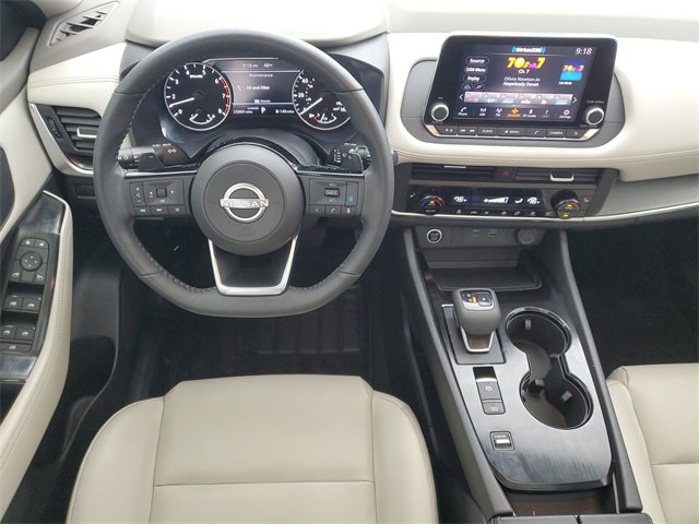 Used 2023 Nissan Rogue SV w/ SV Premium B Package image 17