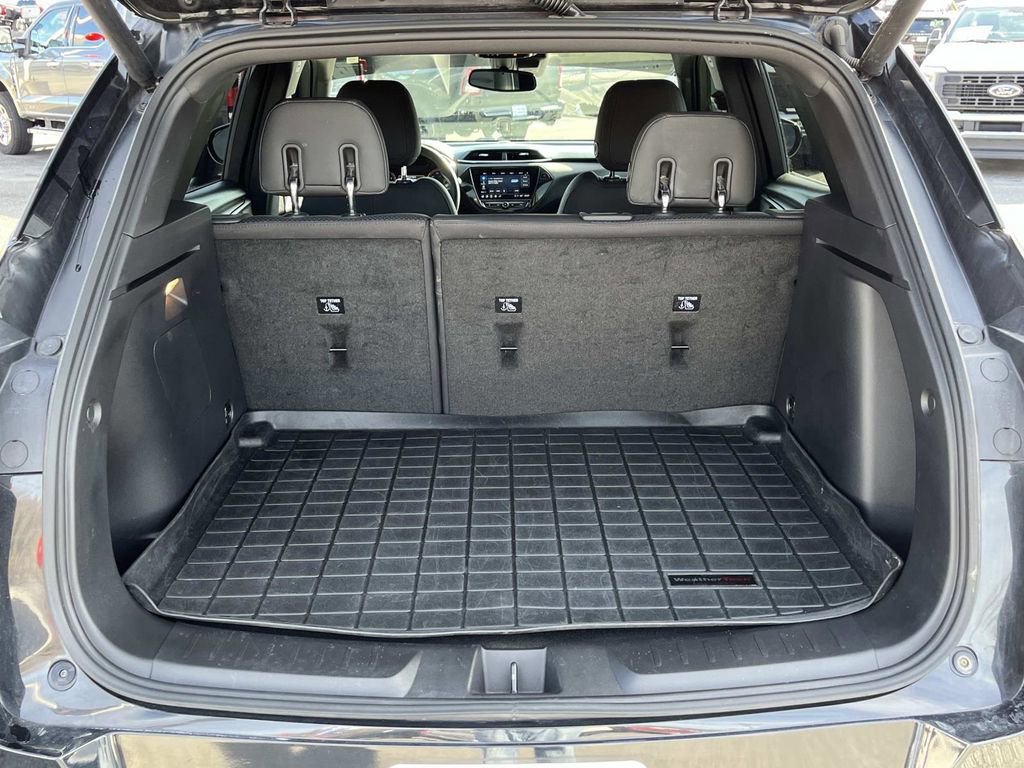 Used 2022 Chevrolet TrailBlazer RS w/ Sun and Liftgate Package image 18