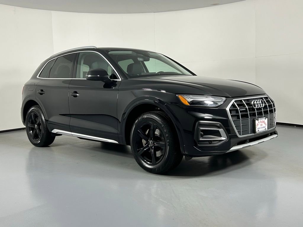 Used 2021 Audi Q5 2.0T Premium w/ Convenience Package AWD/4WD image 1