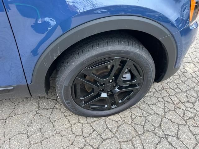 Used 2025 Kia Telluride EX X-Line image 27