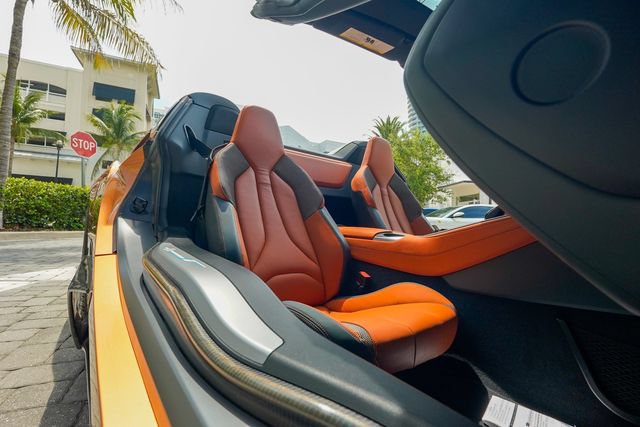Used 2019 BMW i8 Roadster AWD/4WD image 83