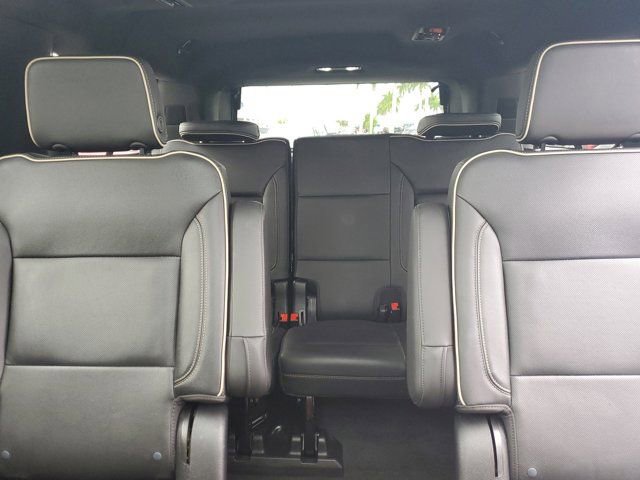 Used 2021 Chevrolet Suburban Premier w/ Premium Package image 19
