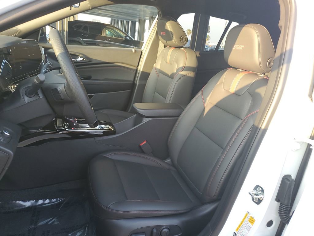 New 2026 Chevrolet Trax RS w/ Driver Confidence Package image 17