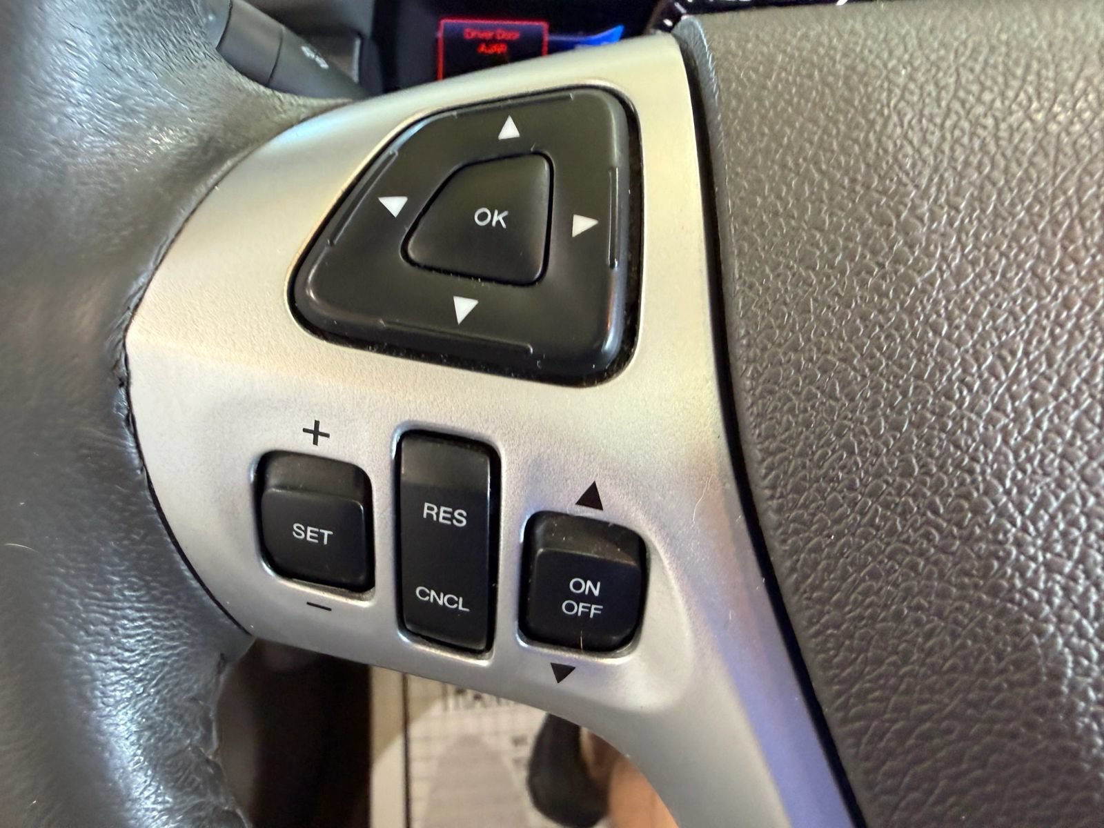 Used 2013 Ford Edge SEL FWD image 21
