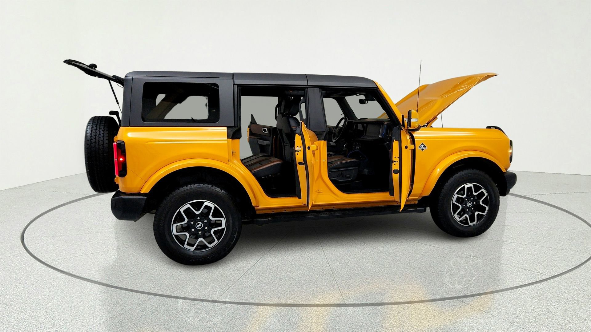 Used 2022 Ford Bronco Outer Banks AWD/4WD image 13