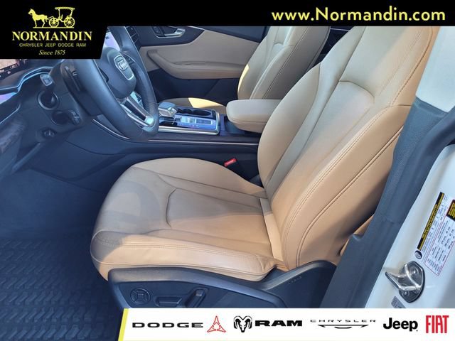 Used 2023 Audi Q8 Premium Plus w/ Premium Plus Package AWD/4WD image 15