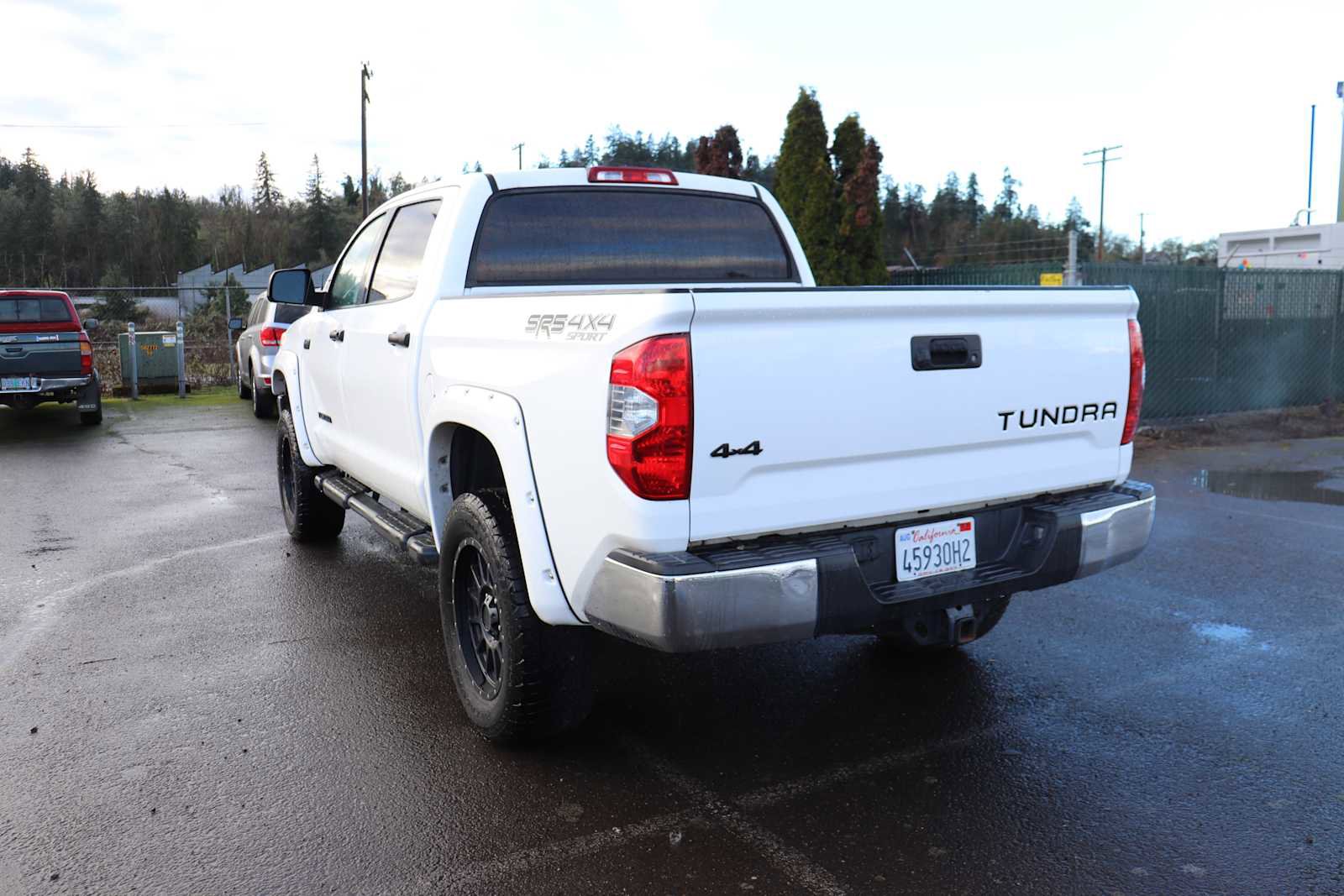 Certified 2017 Toyota Tundra SR5 image 7