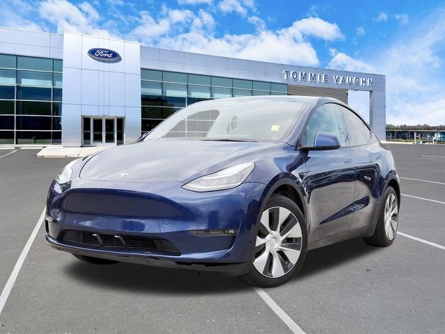 Used 2022 Tesla Model Y Long Range image 1