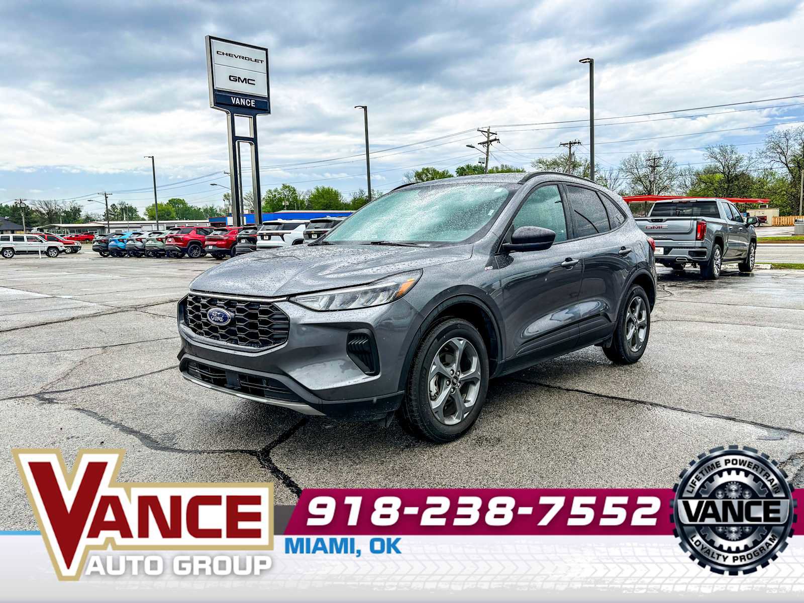 Used 2025 Ford Escape ST-Line image 3