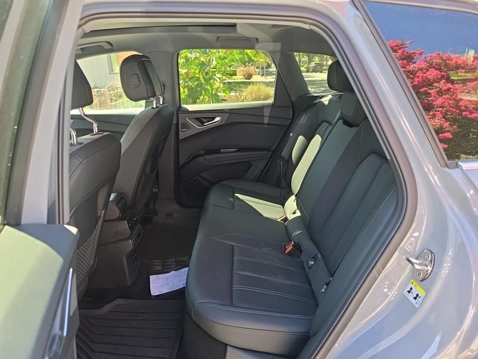 Used 2023 Audi Q4 e-tron Premium Plus w/ Premium Plus RWD image 10