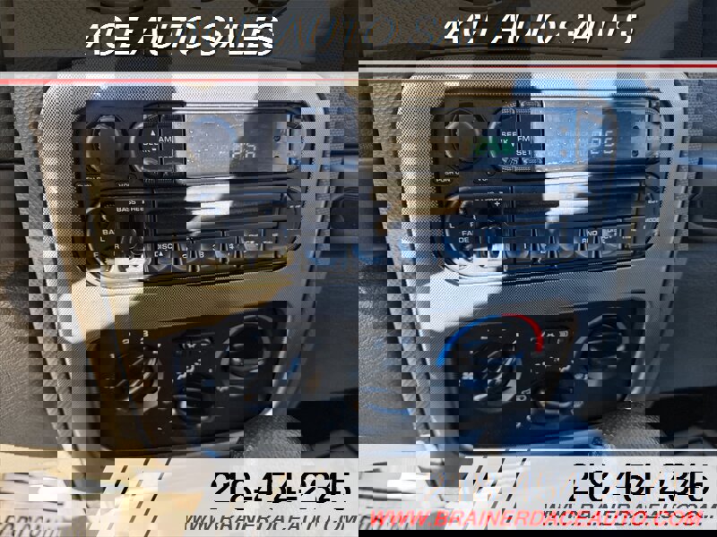 Used 2005 Jeep Liberty Renegade w/ Luxury Group image 13