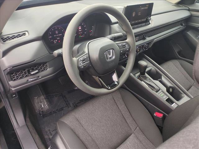 Used 2025 Honda Accord SE image 10