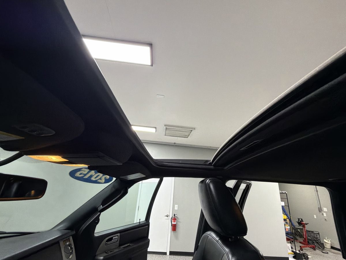 Used 2015 Ford Expedition EL XLT w/ Equipment Group 202A image 26