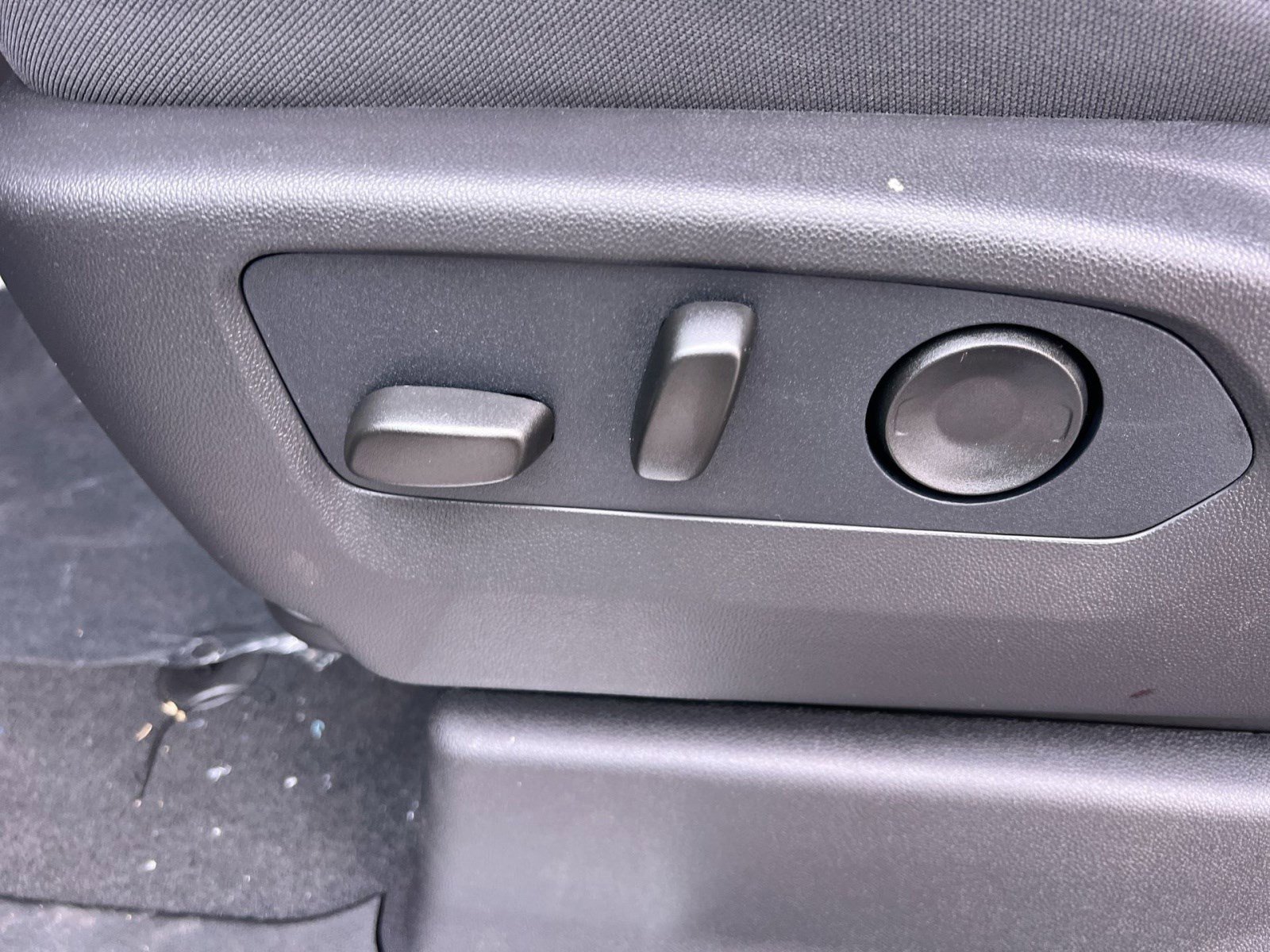 New 2026 GMC Sierra 1500 Elevation image 13