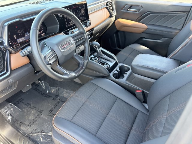 Used 2025 GMC Canyon AT4 AWD/4WD image 19