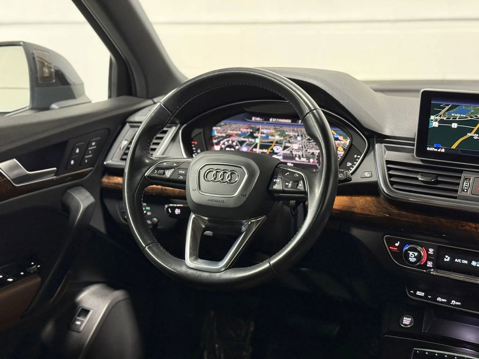 Used 2018 Audi Q5 2.0T Premium Plus w/ Premium Plus Package AWD/4WD image 21