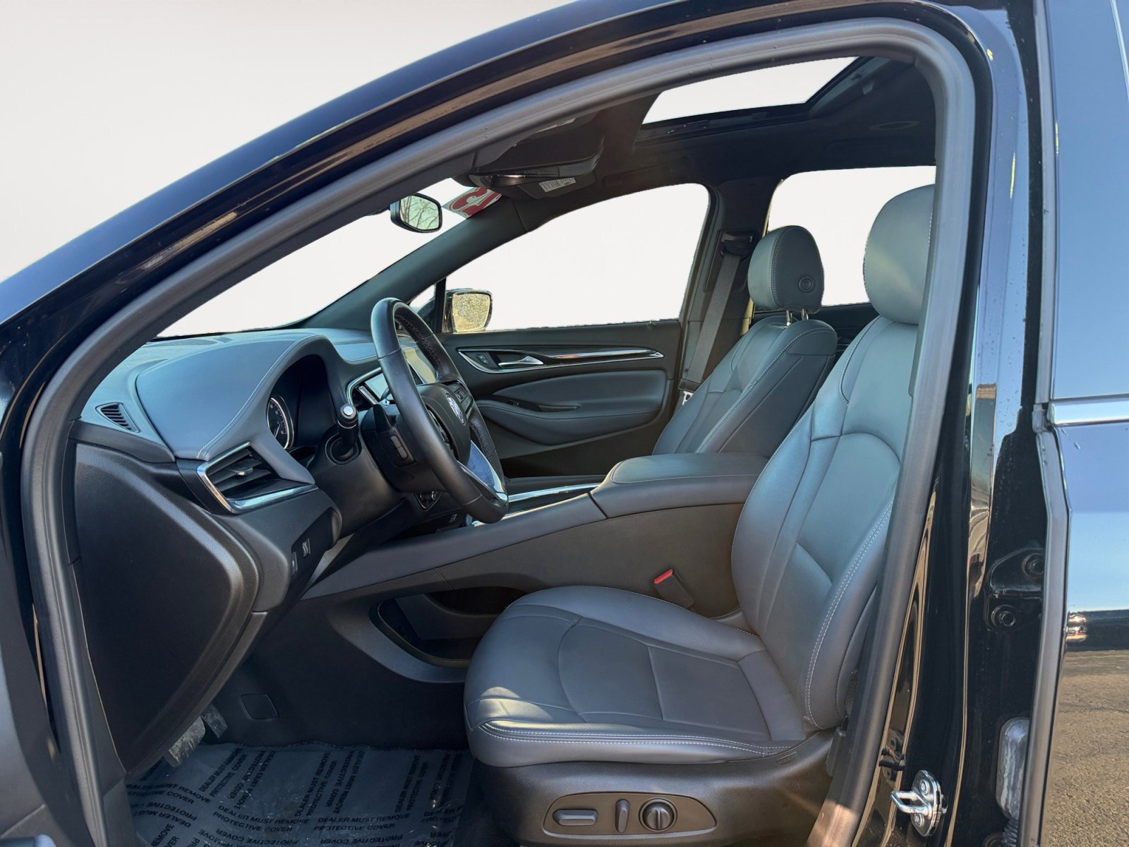 Used 2023 Buick Enclave Essence w/ Experience Buick Package image 9