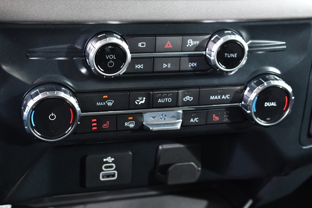 New 2026 Ford F150 XLT w/ Equipment Group 302A MID image 31