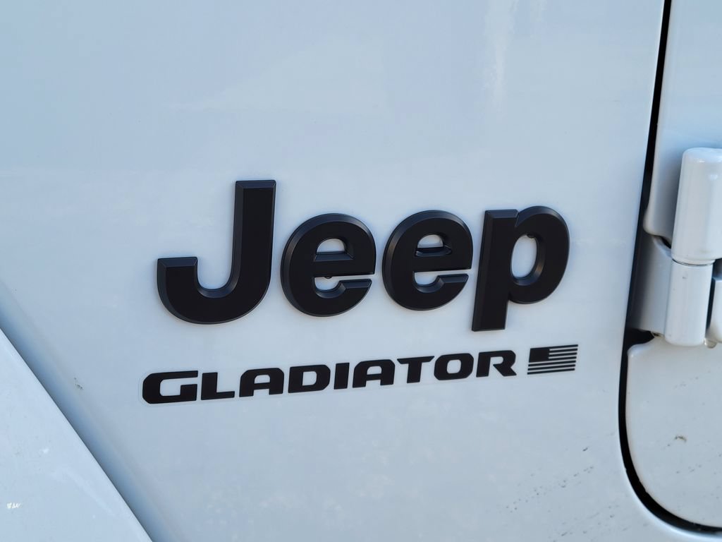 New 2026 Jeep Gladiator Sport AWD/4WD image 18