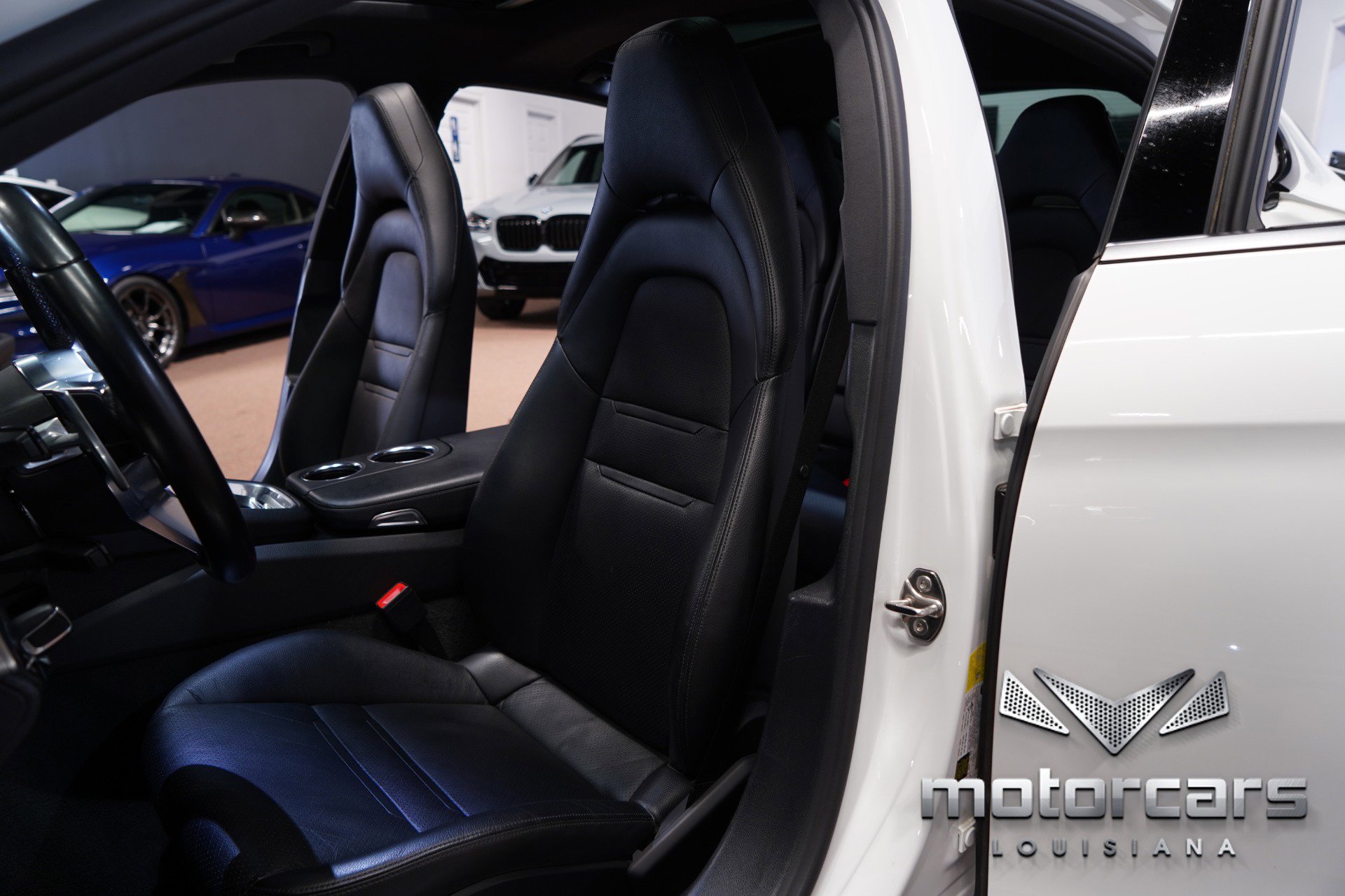 Used 2018 Porsche Panamera image 23