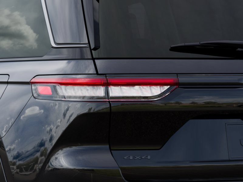 New 2026 Jeep Grand Cherokee Summit AWD/4WD image 9