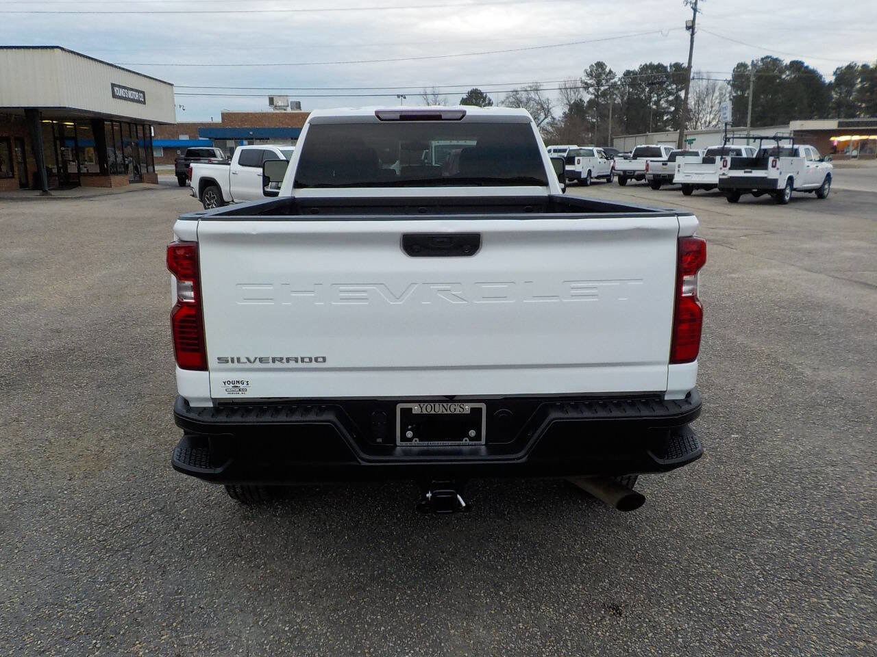 Used 2022 Chevrolet Silverado 2500 W/T w/ WT Fleet Convenience Package image 4