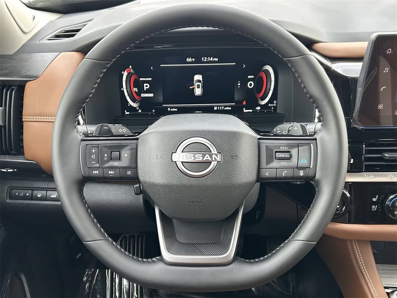 New 2026 Nissan Pathfinder Platinum FWD image 25