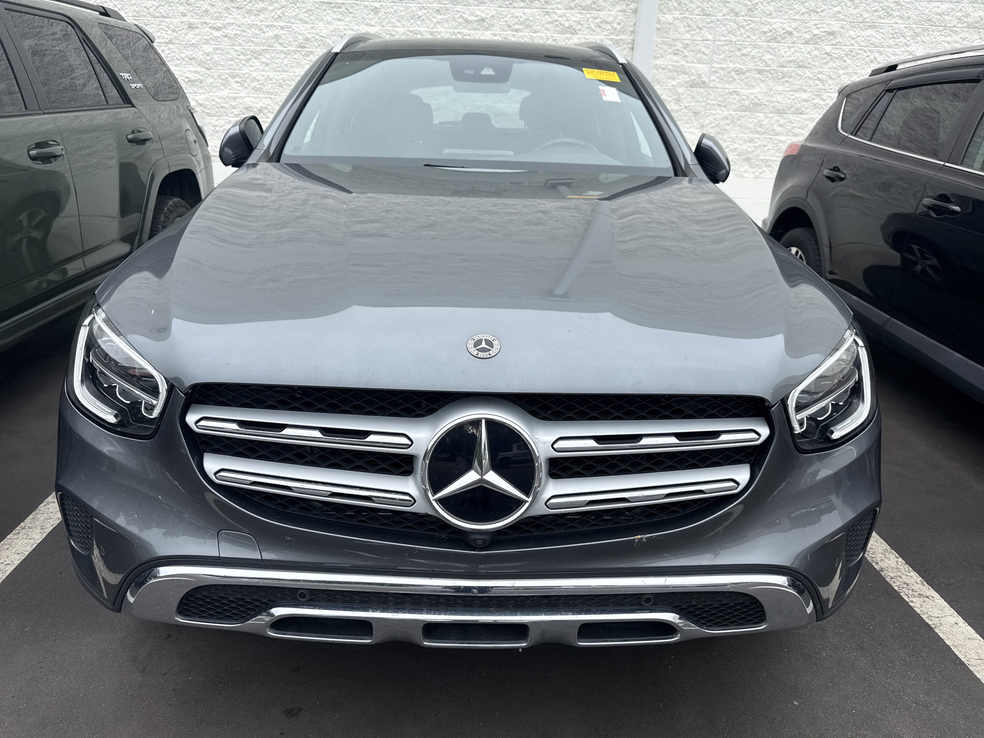 Used 2022 Mercedes-Benz GLC 300 image 3
