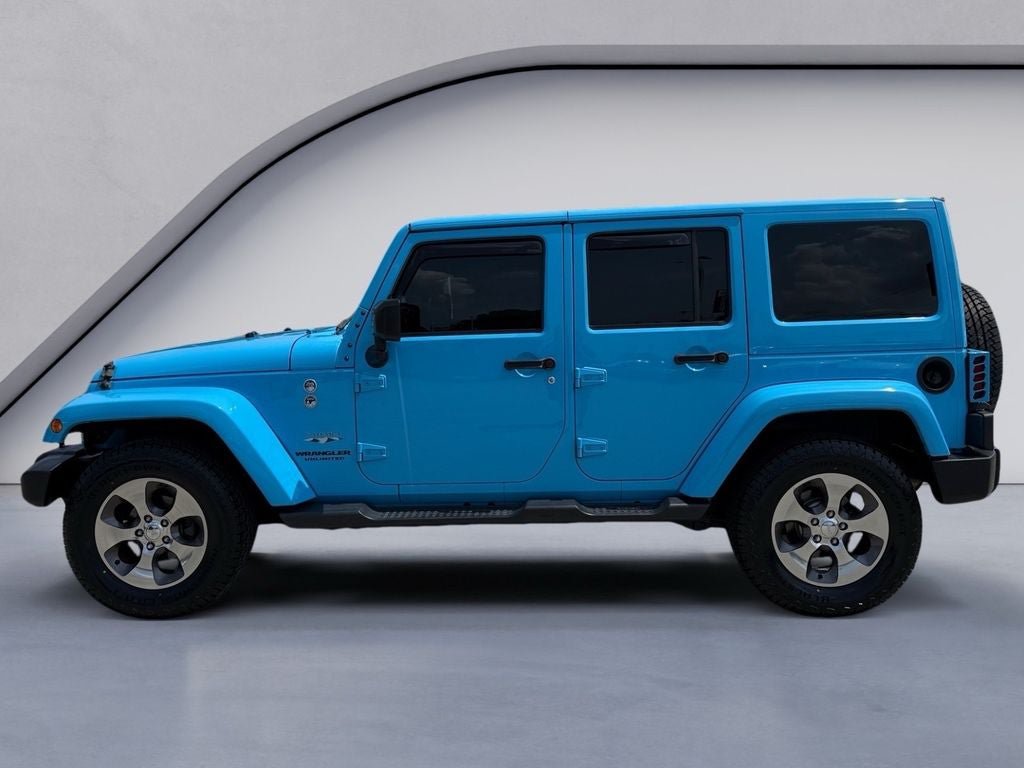 Used 2017 Jeep Wrangler Unlimited Sahara w/ Max Tow Package AWD/4WD image 2