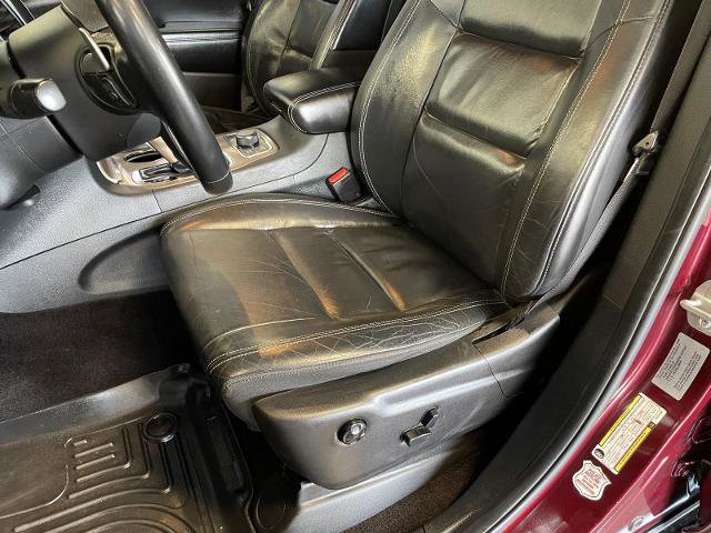 Used 2017 Jeep Grand Cherokee Limited image 19