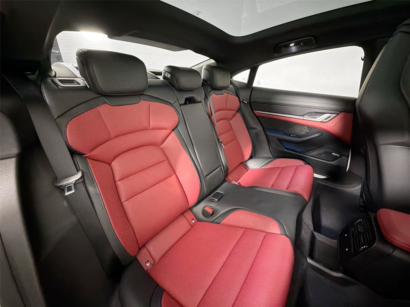 Certified 2026 Porsche Taycan RWD image 27