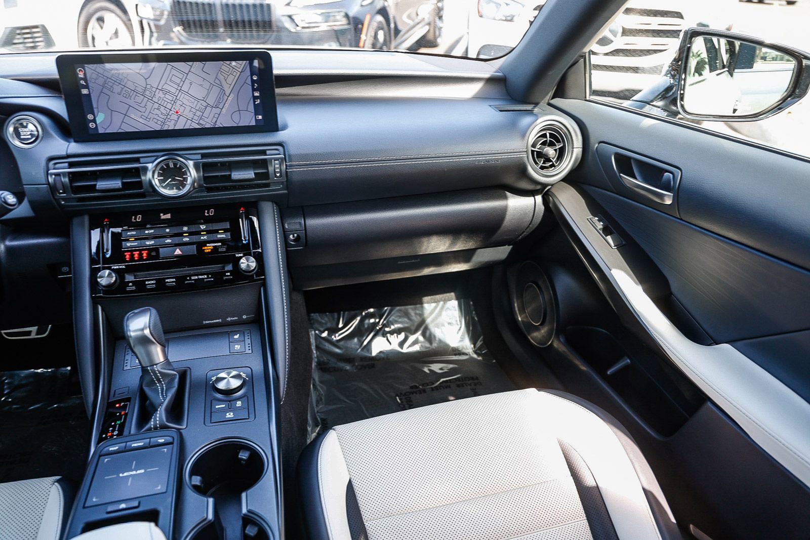 Used 2023 Lexus IS 350 F Sport w/ Navigation Package image 15