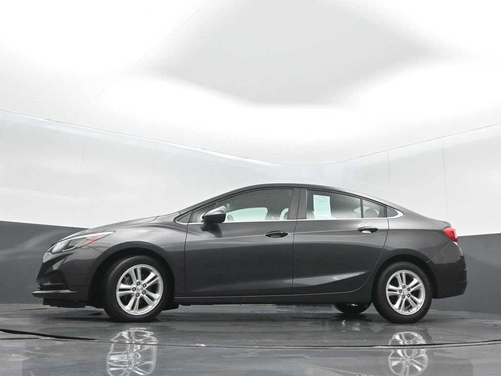 Used 2016 Chevrolet Cruze LT w/ Convenience Package image 32