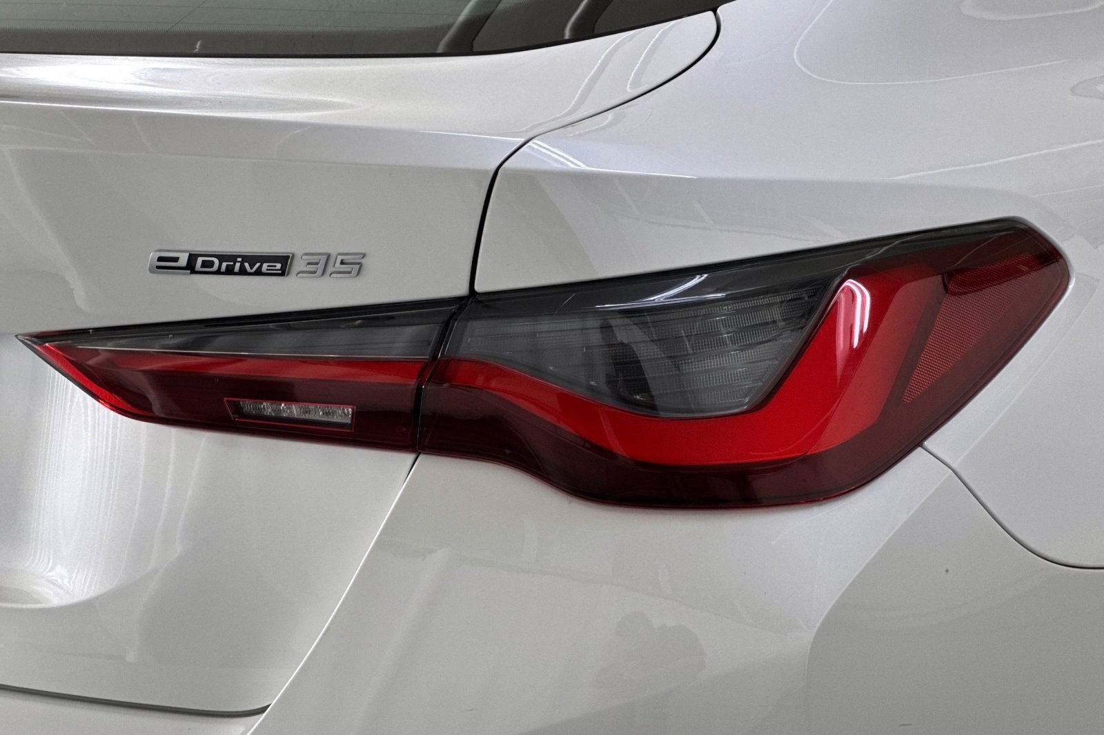 Certified 2023 BMW i4 eDrive35 RWD image 25