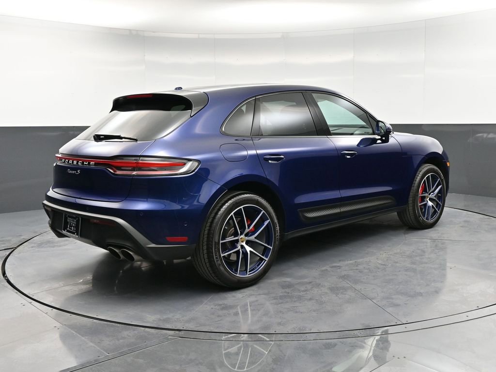 Certified 2023 Porsche Macan S image 8