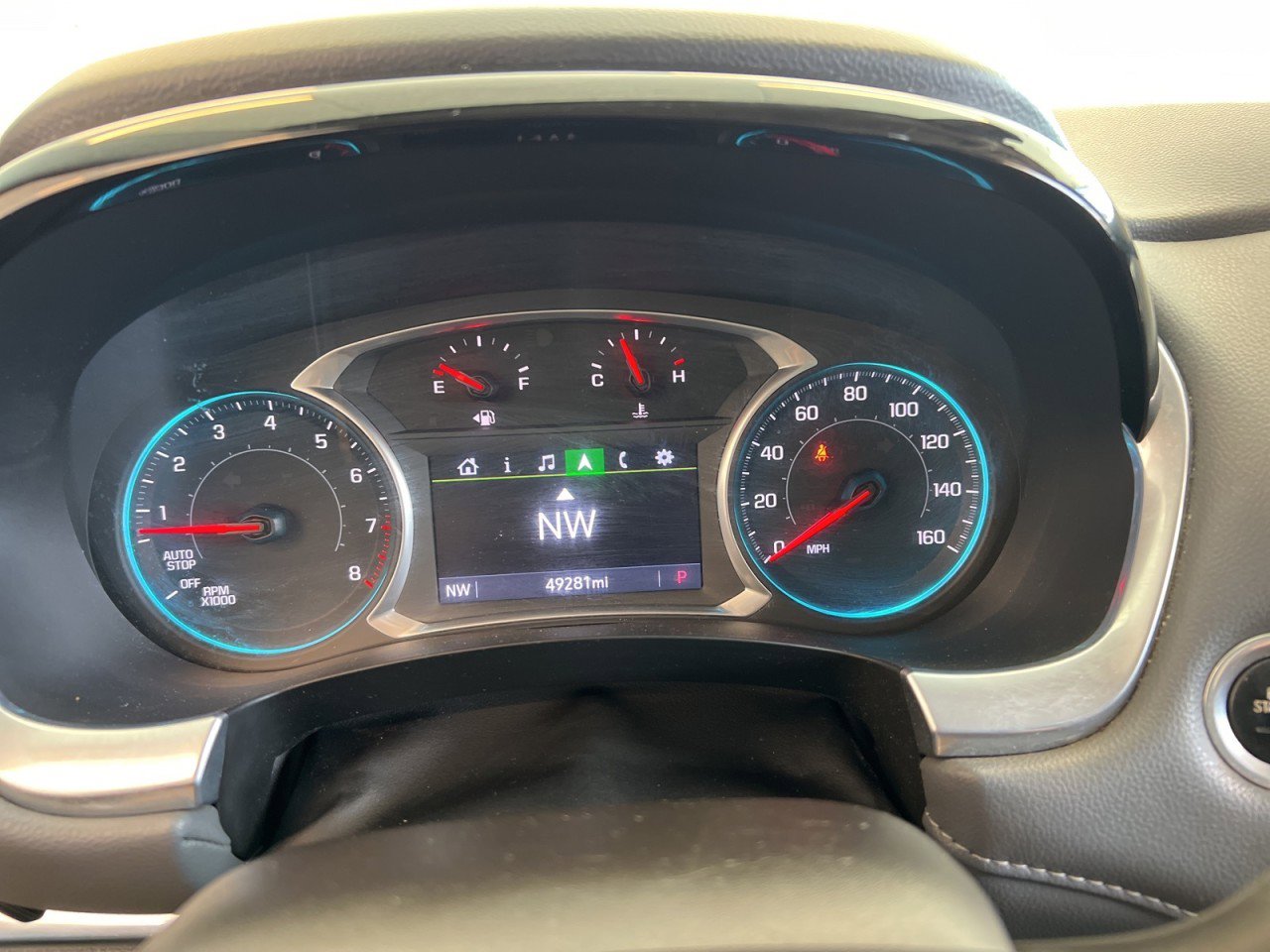 Used 2021 Chevrolet Traverse LT image 13