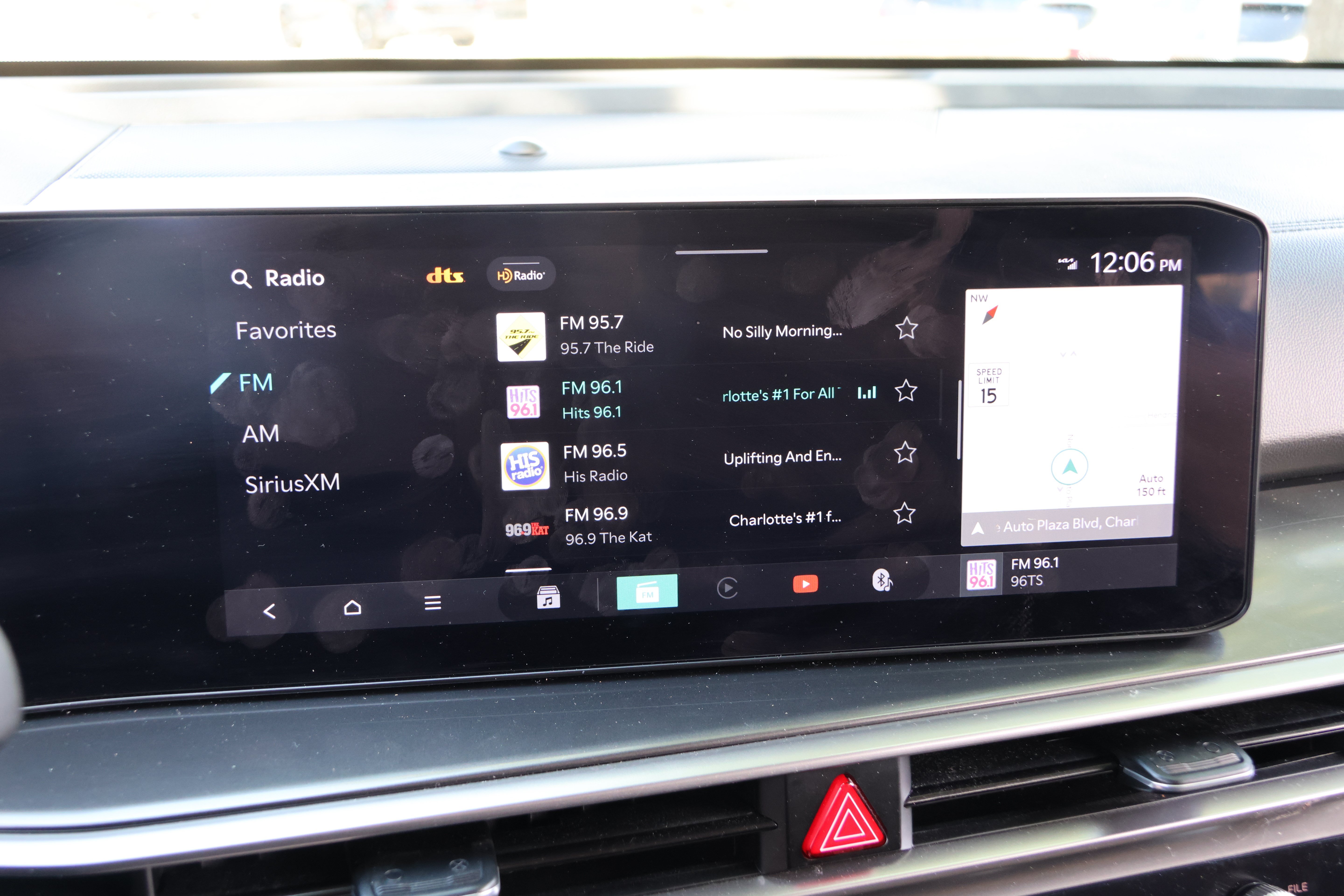 Used 2025 Kia Sorento S w/ Panoramic Sunroof Package FWD image 22