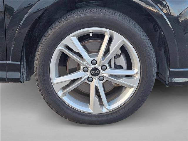 Used 2023 Audi Q3 2.0T Premium Plus w/ Premium Plus Package image 24