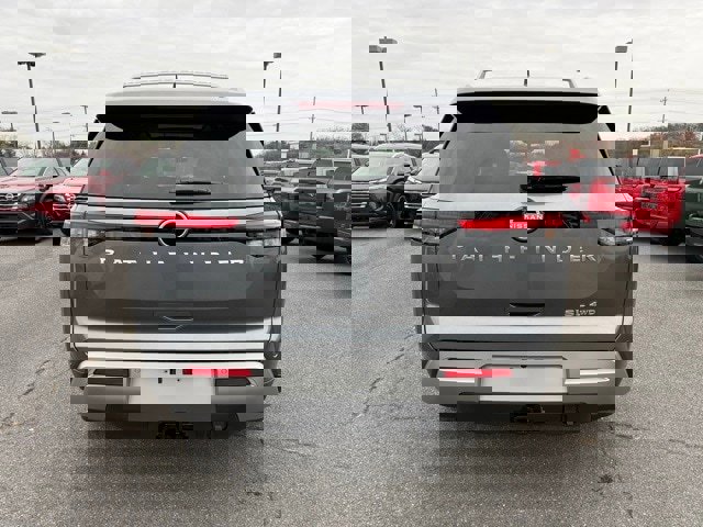 New 2025 Nissan Pathfinder SL w/ SL Premium Package image 6
