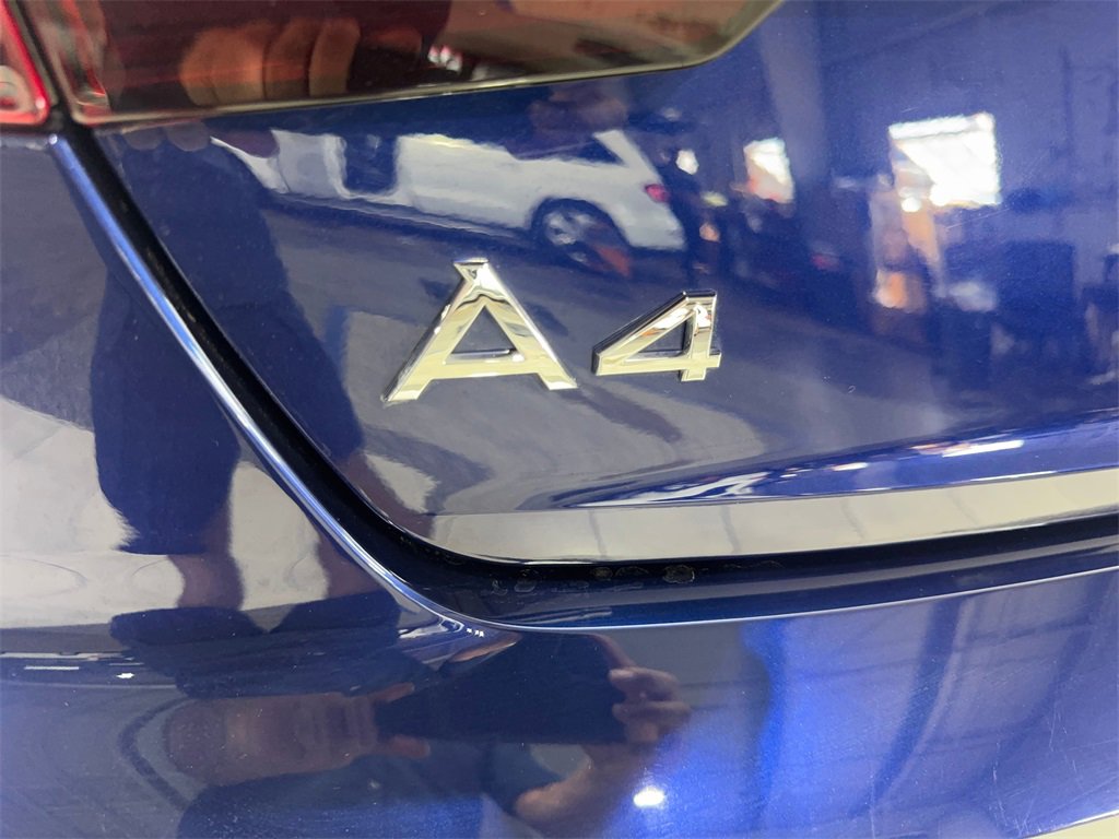 Used 2022 Audi A4 2.0T Premium w/ Convenience Package image 24