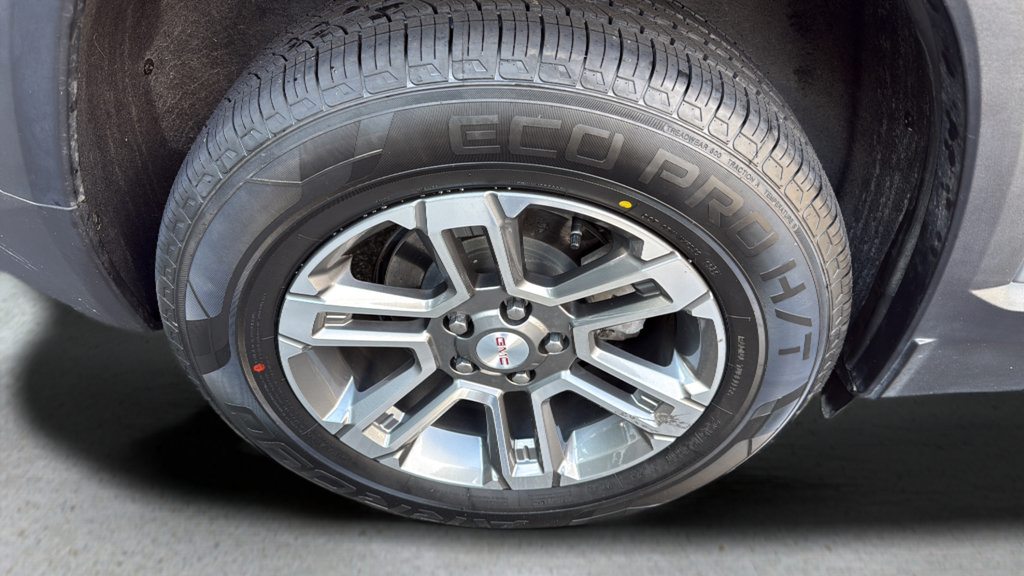 Used 2025 GMC Terrain Elevation FWD image 11