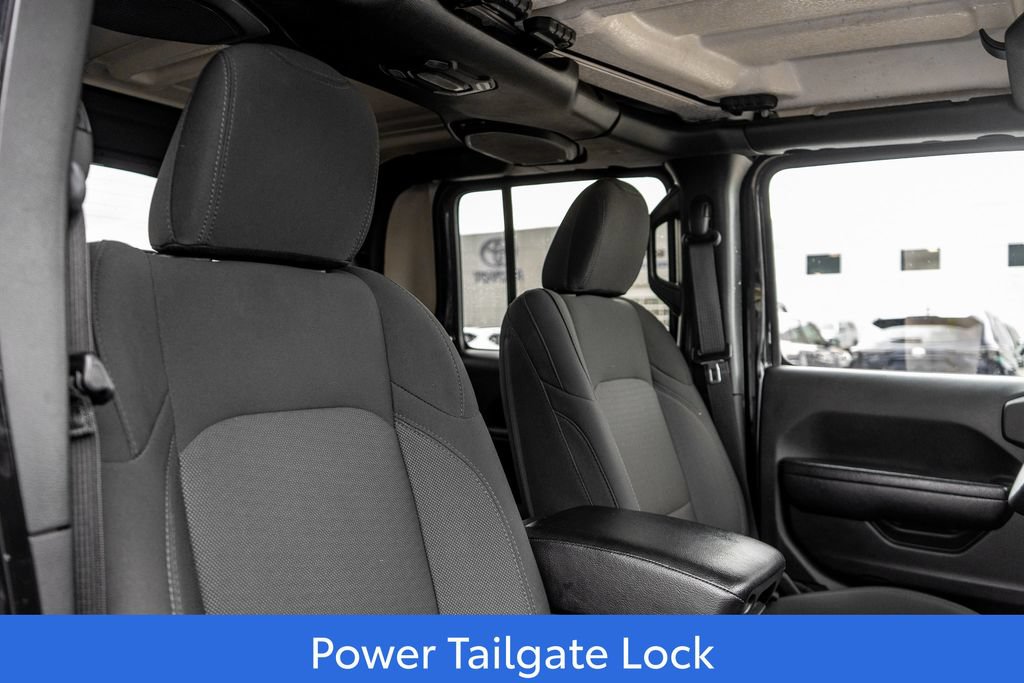 Used 2022 Jeep Gladiator Sport AWD/4WD image 12