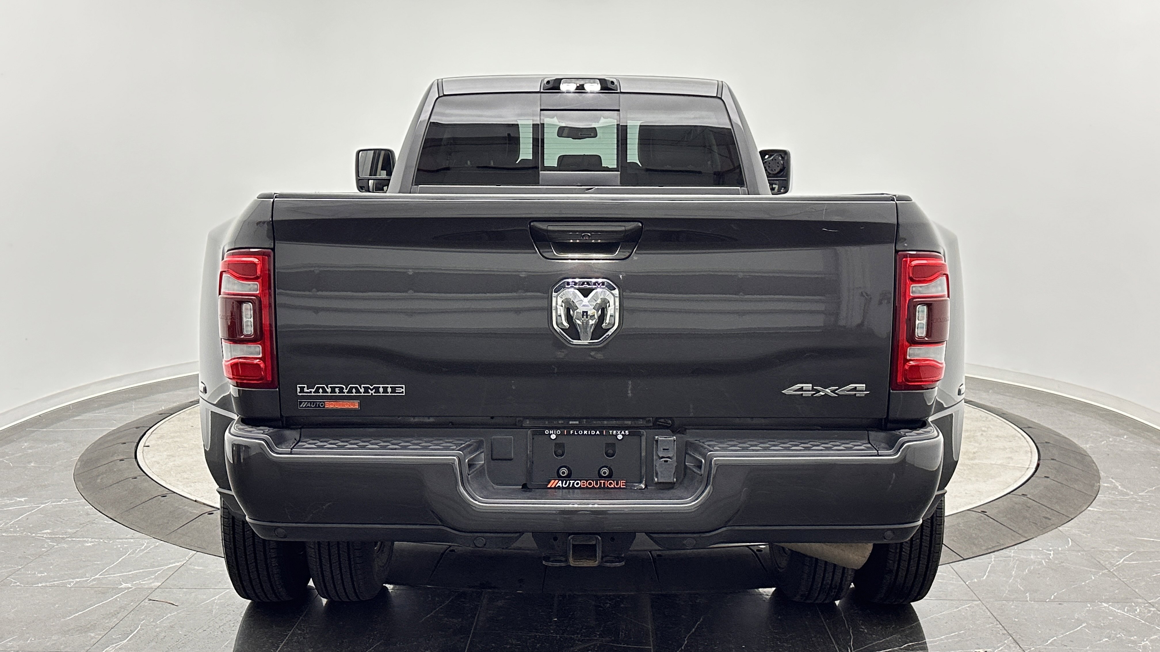 Used 2024 RAM 3500 Laramie w/ Towing Technology Group image 7