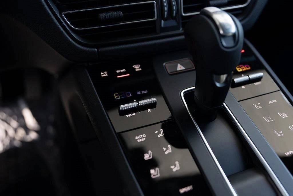 New 2026 Porsche Macan image 66