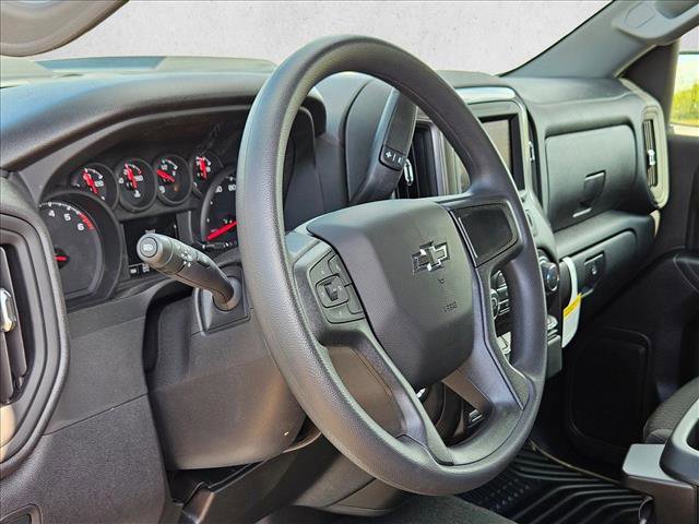 New 2026 Chevrolet Silverado 1500 Custom Trail Boss AWD/4WD image 3