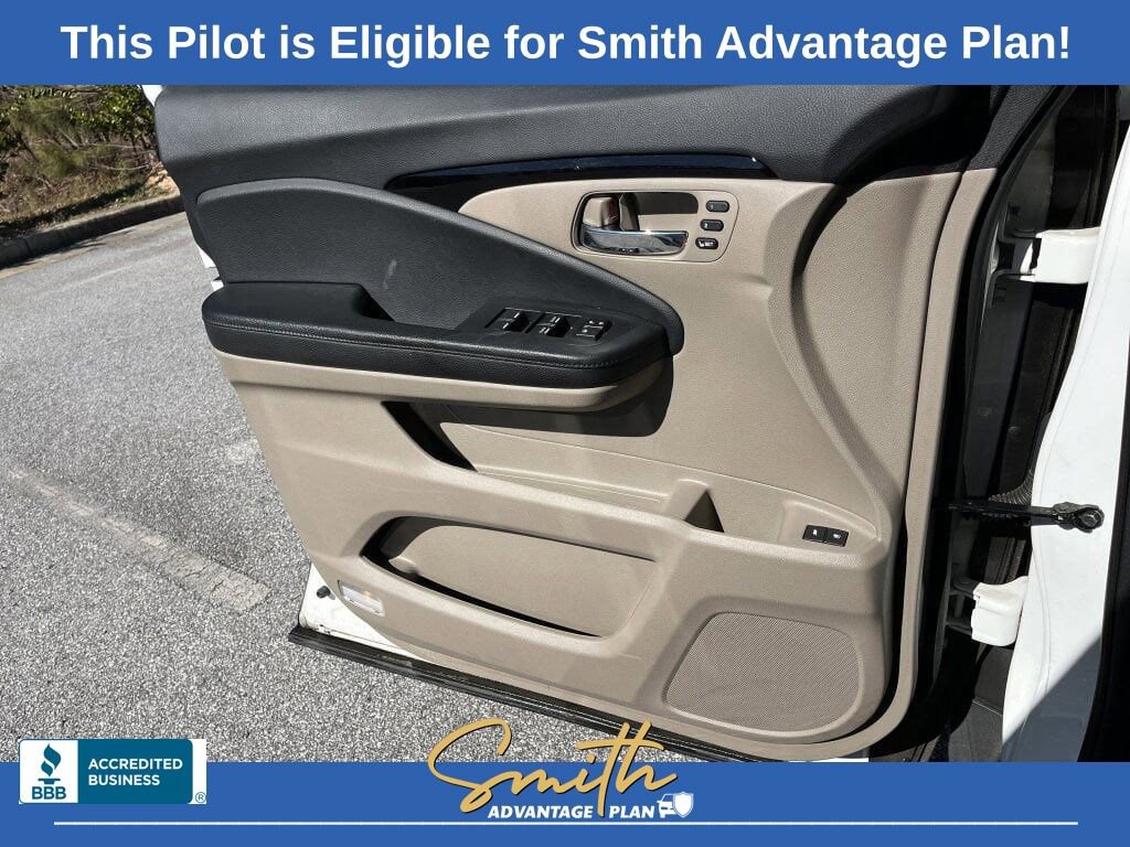 Used 2022 Honda Pilot Touring image 16