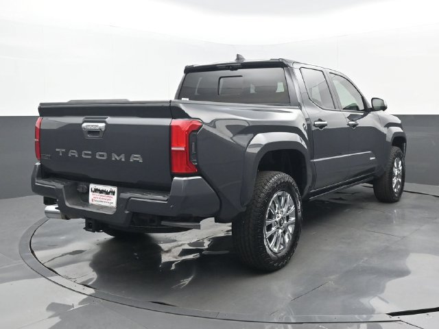 Used 2024 Toyota Tacoma Limited w/ Limited Package (LT) AWD/4WD image 23